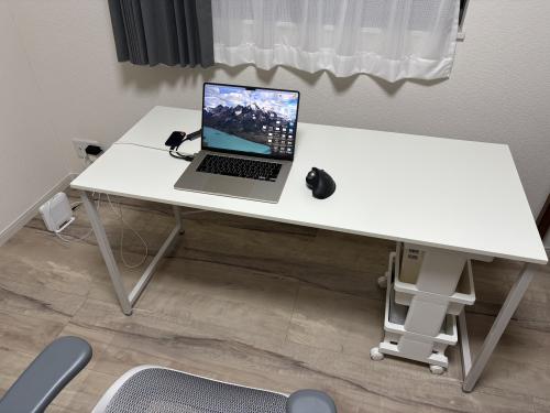 【ガジェット詳しい方求む...!】PCデスク環境について教えてください(>_<)